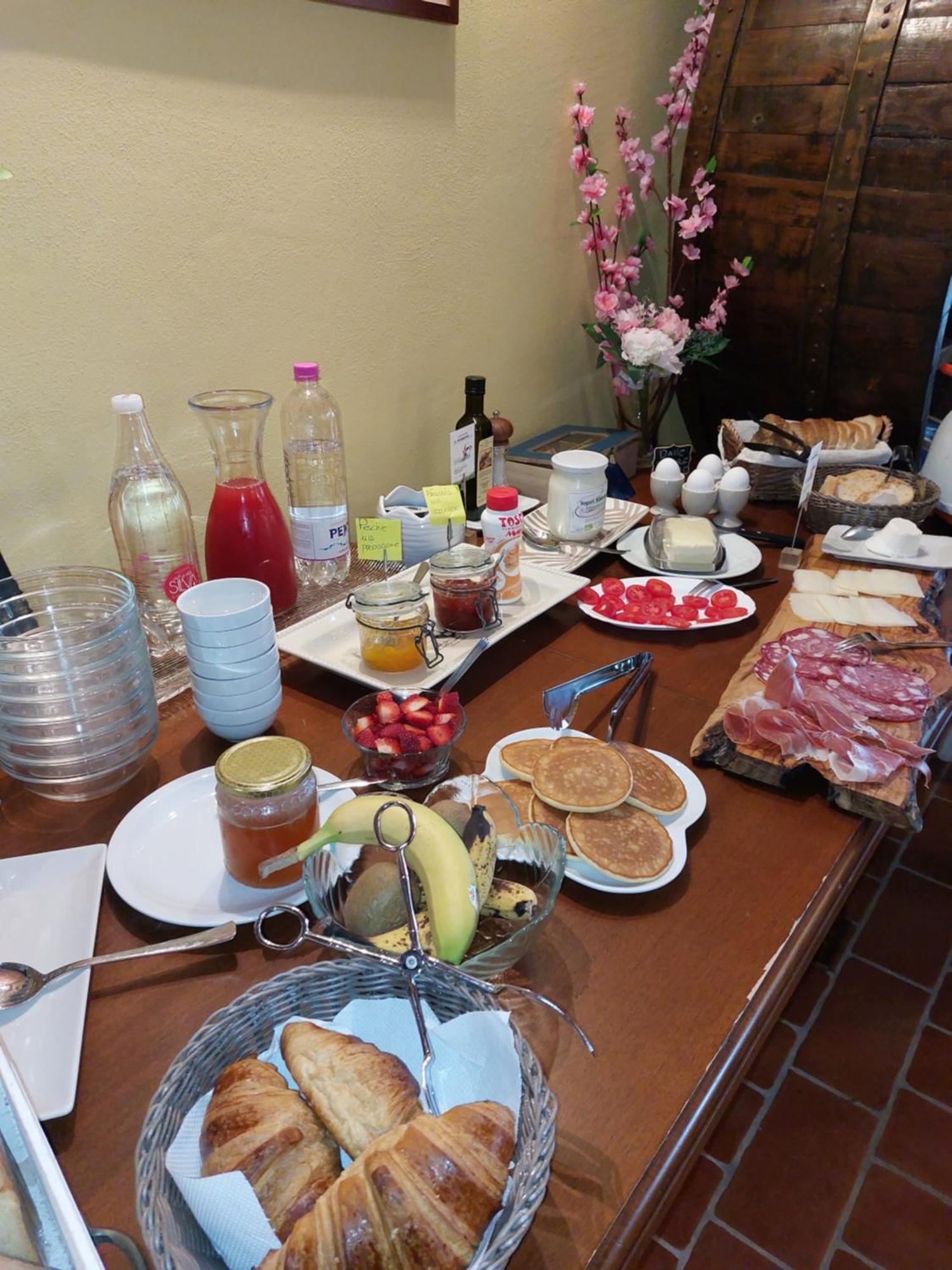 Agriturismo Terre Di Toscana Terricciola ภายนอก รูปภาพ