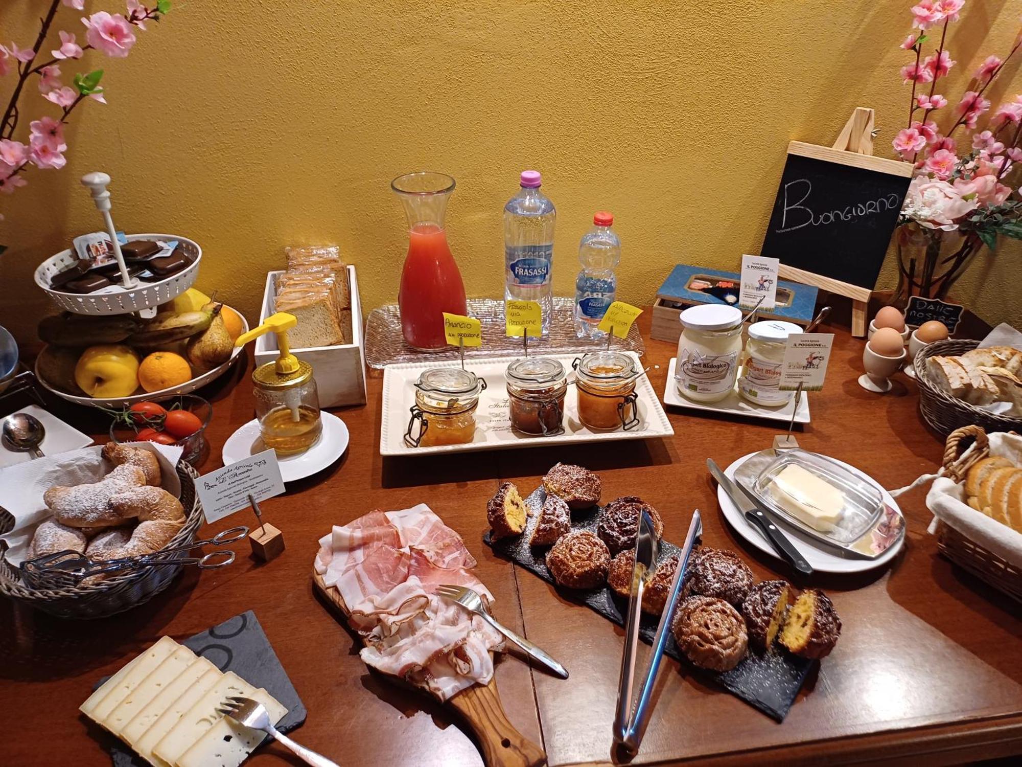 Agriturismo Terre Di Toscana Terricciola ภายนอก รูปภาพ