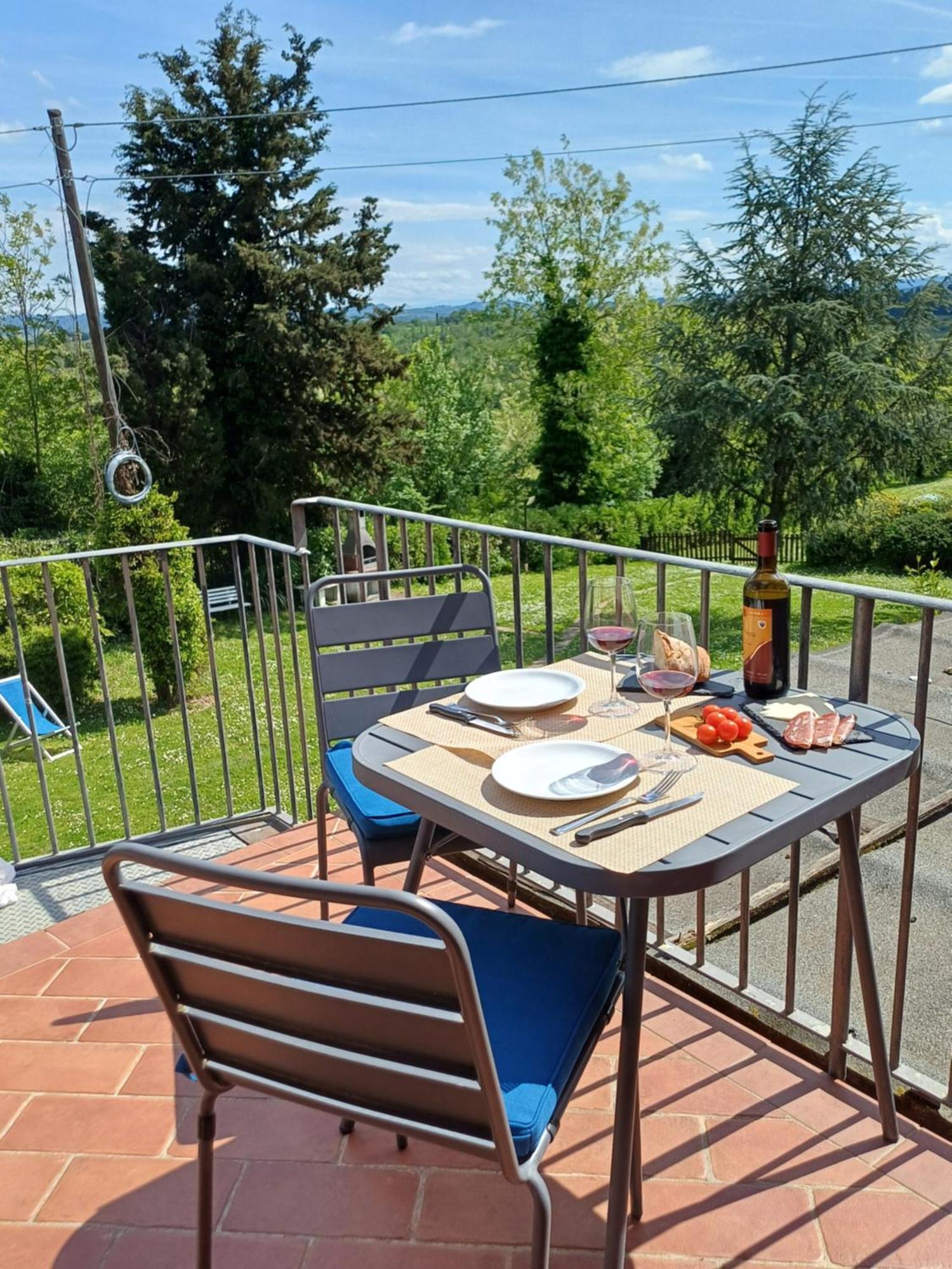 Agriturismo Terre Di Toscana Terricciola ภายนอก รูปภาพ